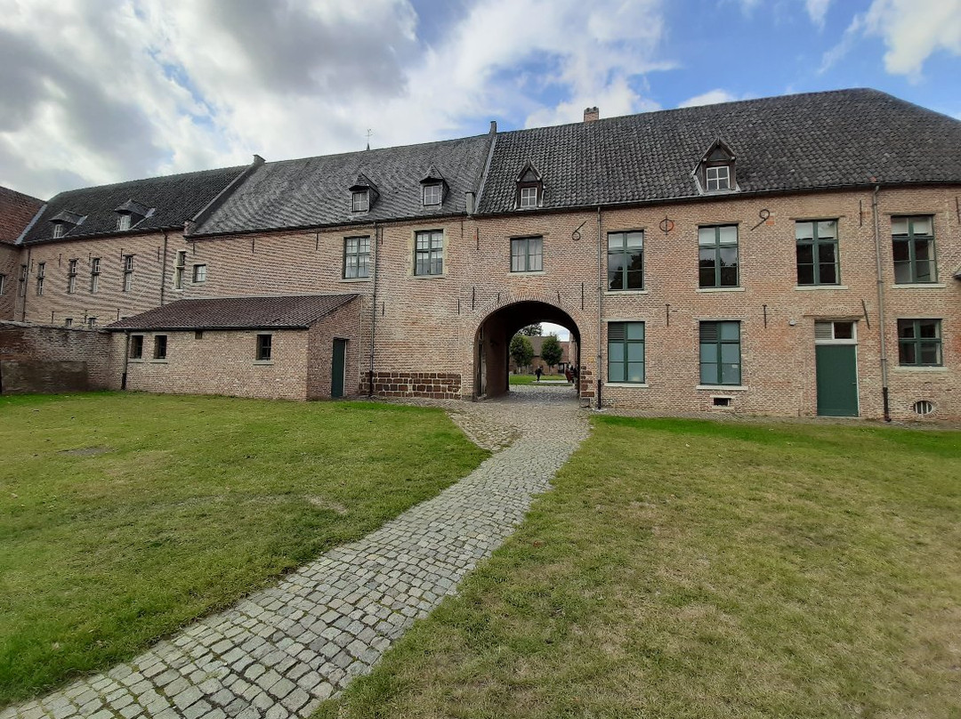 Begijnhof Diest景点图片