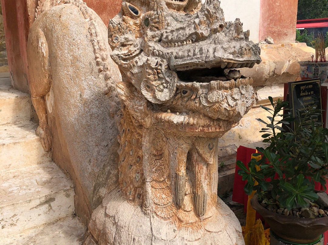 Wat Mano Phirom-万艾必去景点