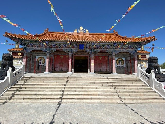Gan Zhu'er Miao-呼伦贝尔市必去景点