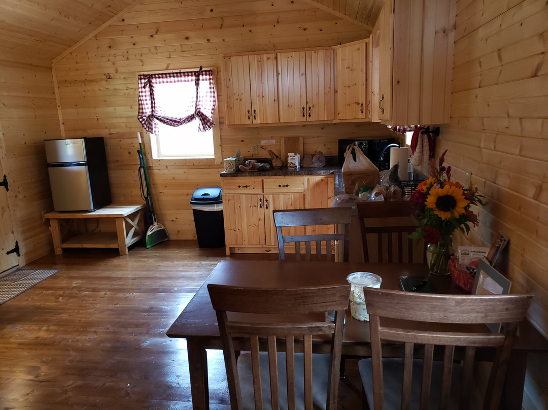 Happiness Hills Farm & Retreat主图