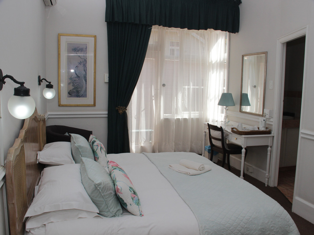 玫瑰岛别墅酒店主图