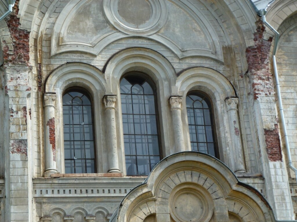 Uspeniya Presvyatoi Bogoroditsy Church