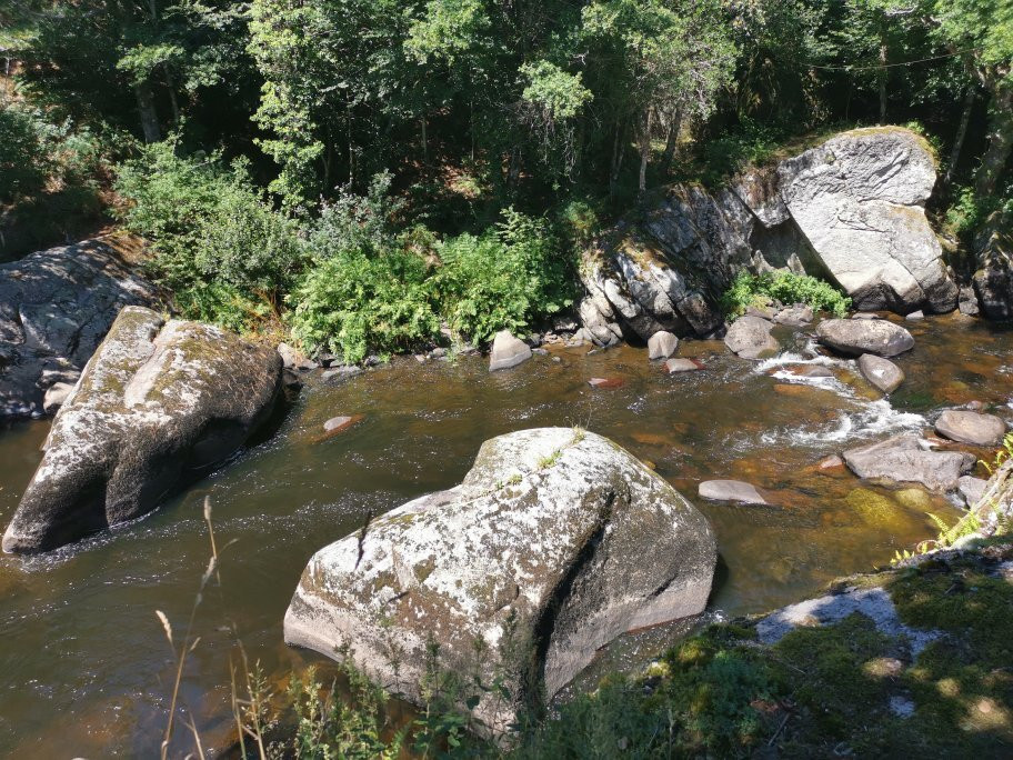 Les Roches Du Diable-Guilligomarc’h必去景点