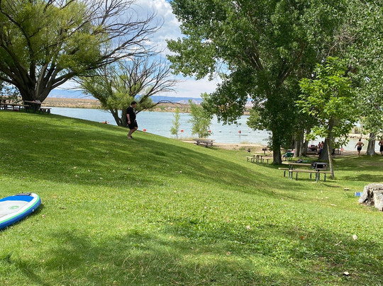 Highline Lake State Park-Loma必去景点