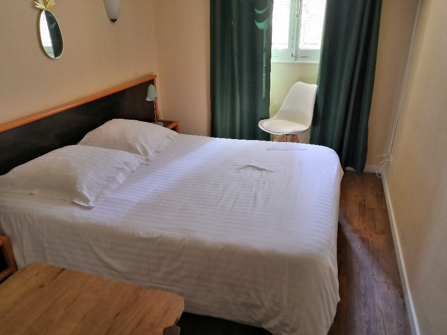 Hotel Le Victoria主图
