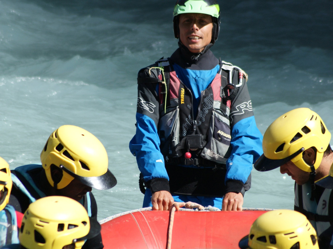 Rafiki Rafting-Saint-Martin-de-Queyrieres必去景点