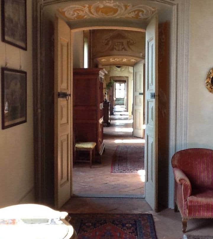 Palazzo Bassi Brugnatelli-Robbiate必去景点