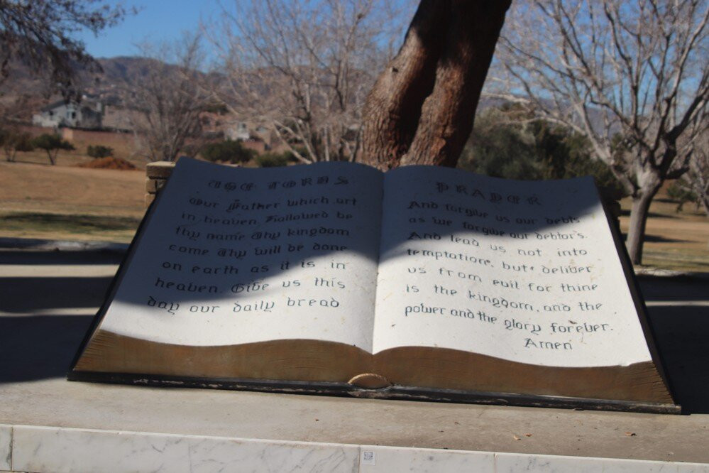 Desert Lawn Memorial Park景点图片