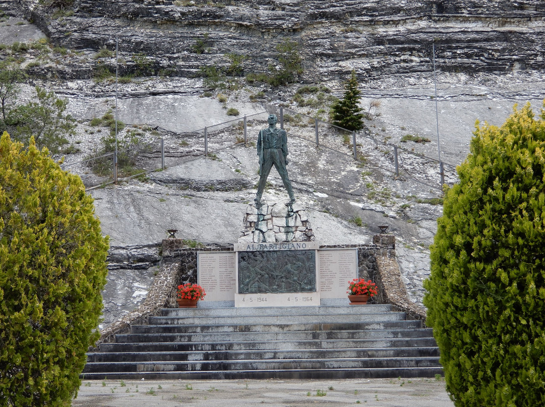 Monumento al Partigiano景点图片