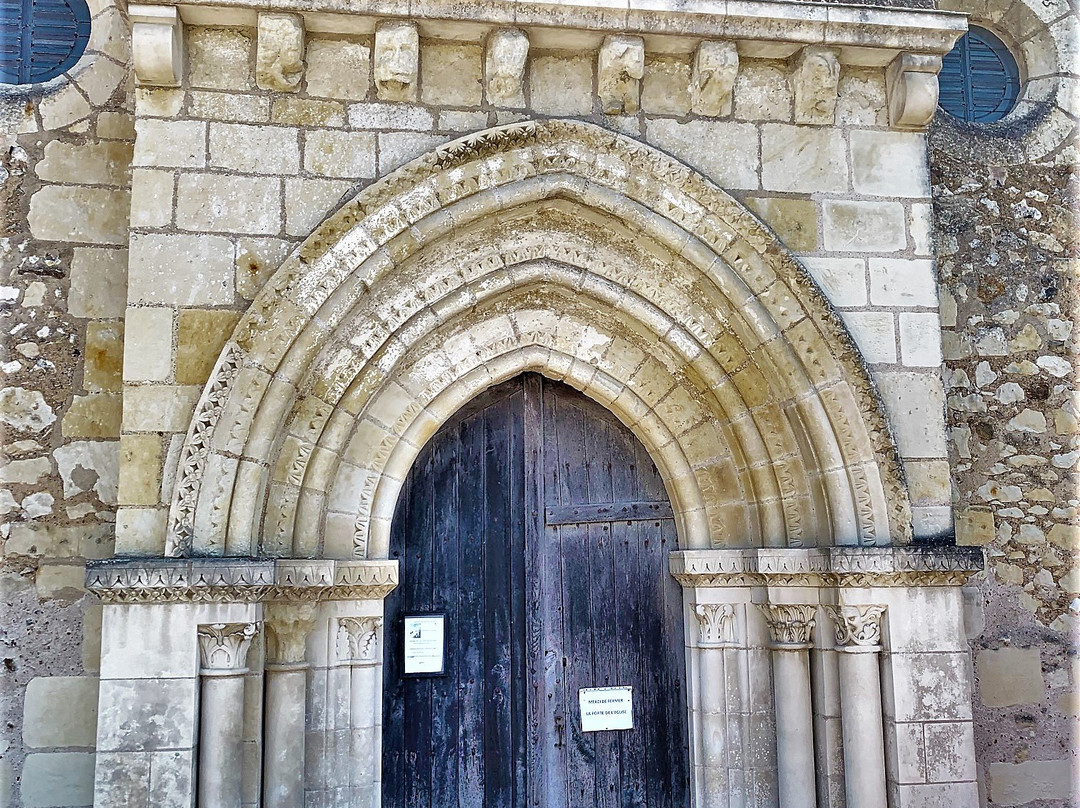 Église Saint-Jacques-des-Guérets景点图片