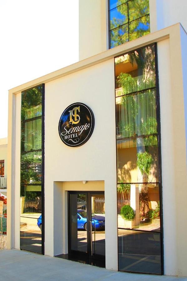 Hotel Semajo-portrait