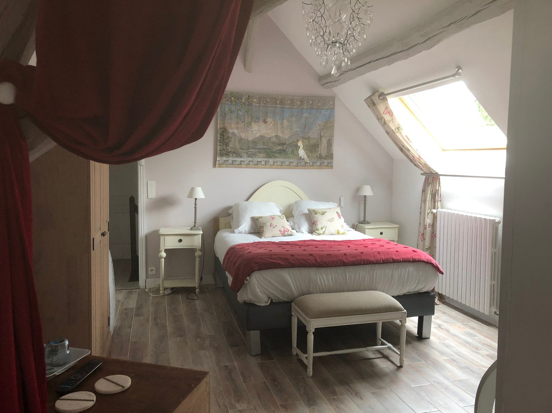 Les colonnes de Chanteloup主图