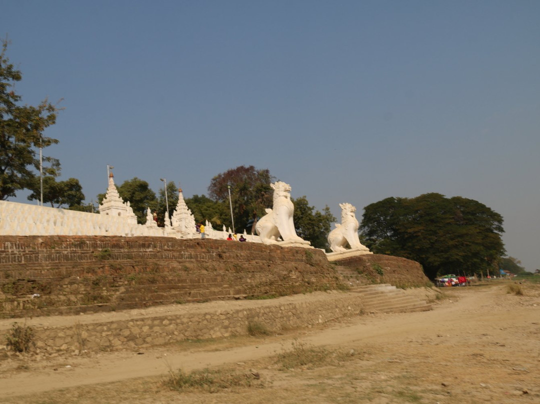 Sat Taw Yar Pagode-敏贡古城必去景点