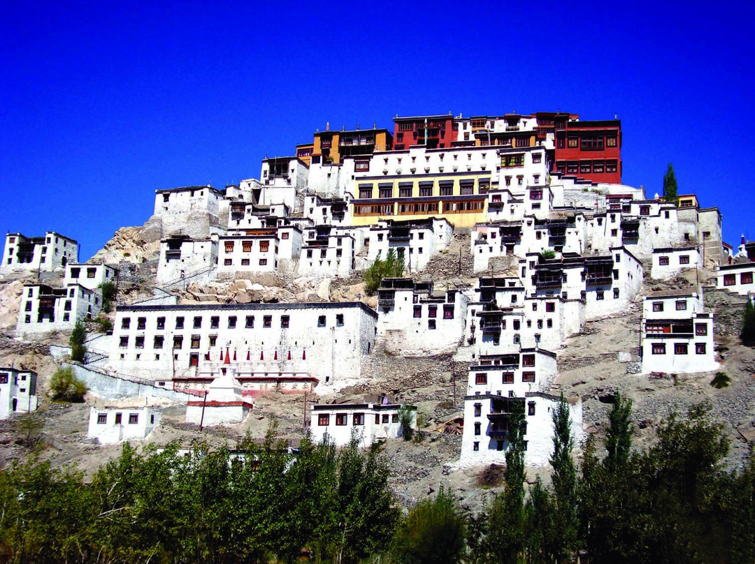 The Holidaz Travel Kashmir-斯利那加必去景点