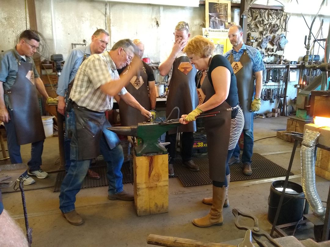 Blacksmith Adventures-卡纳布必去景点