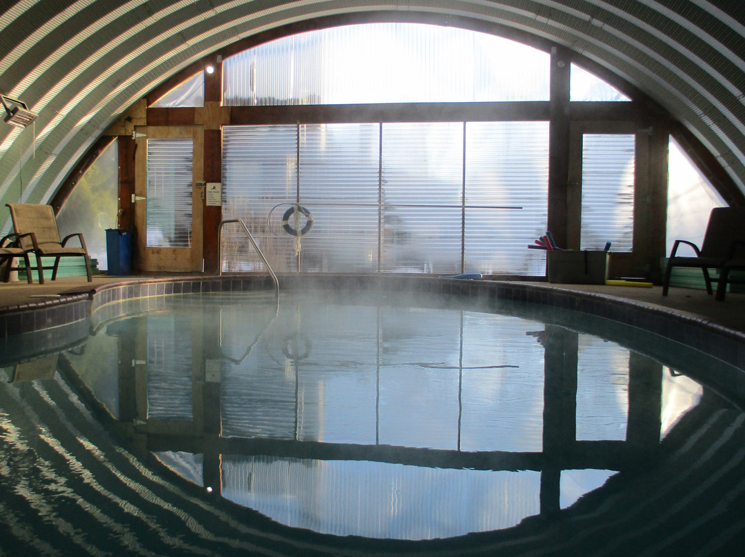 Old Field House主图