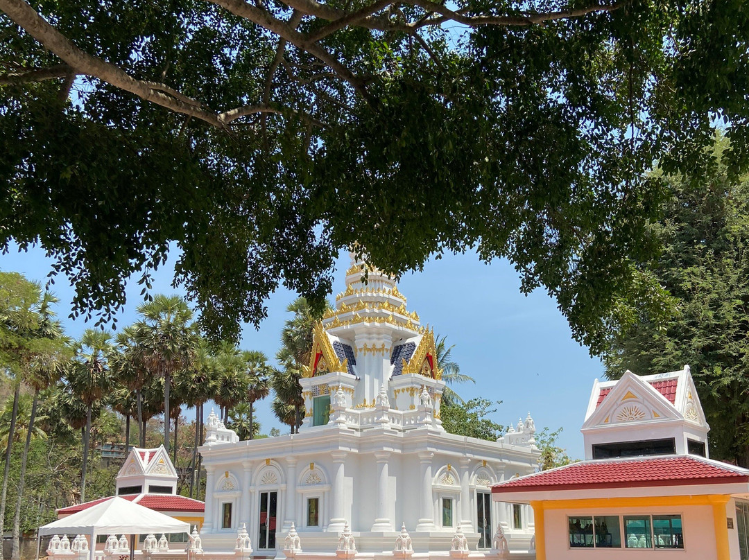 Wat NaiHarn景点图片