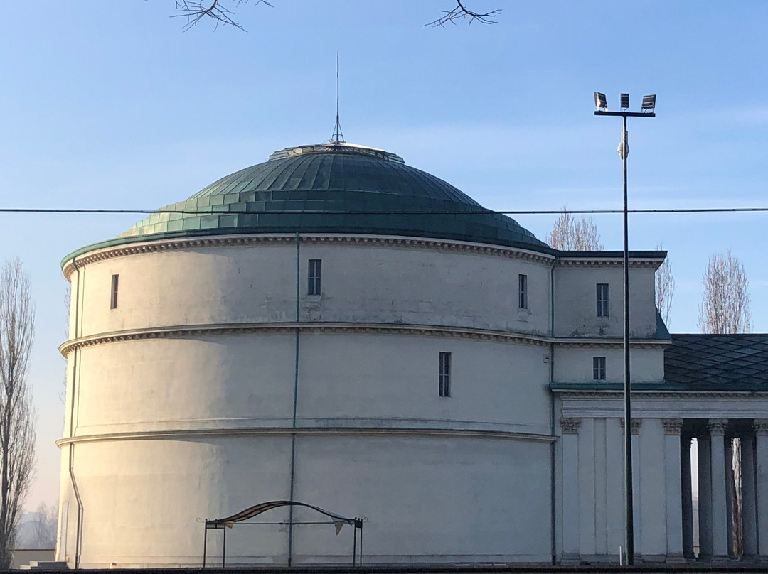 Mausoleo della Bela Rosin景点图片