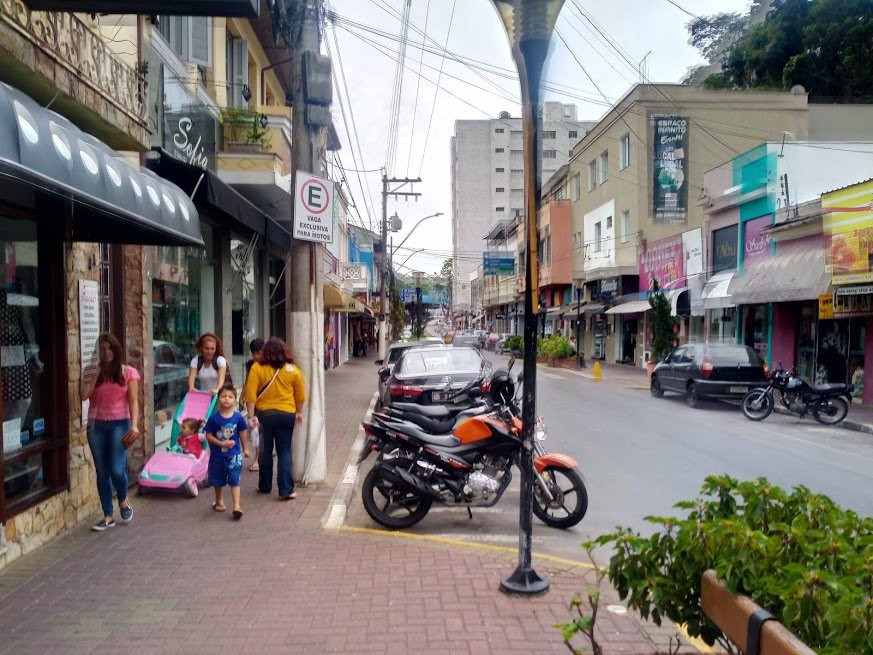 Praca John Fitzgerald Kennedy-塞拉内格拉必去景点