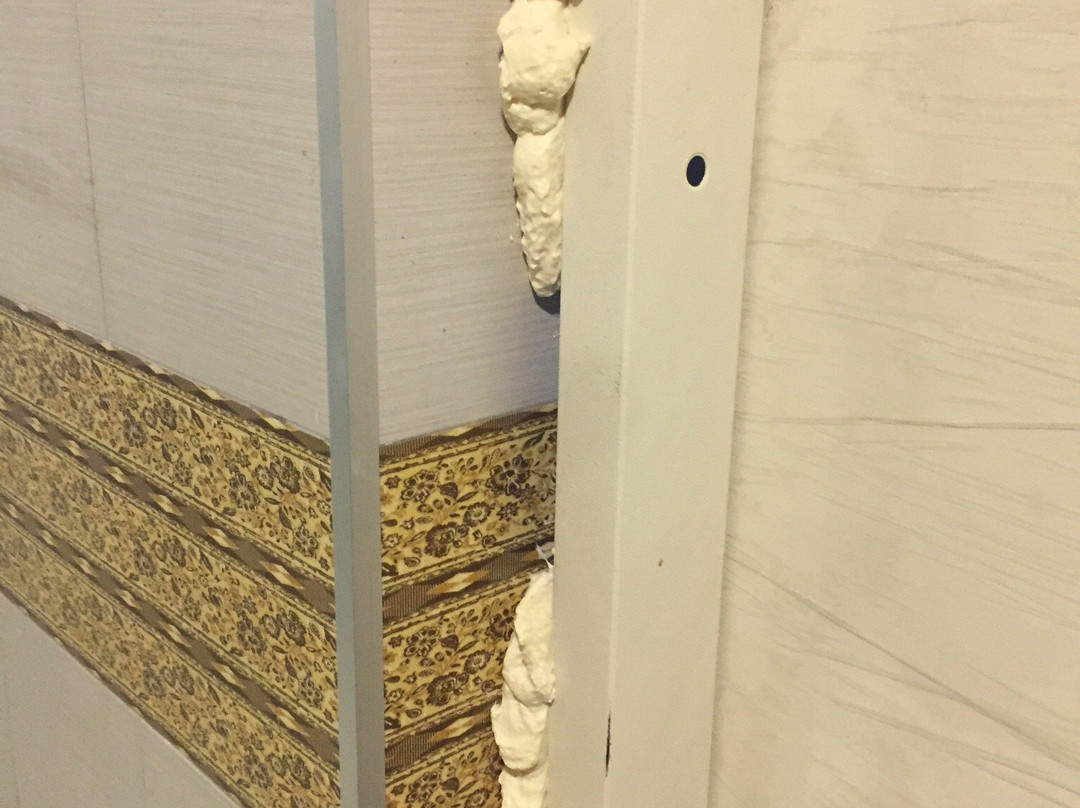 Roomi Suites Hotel主图