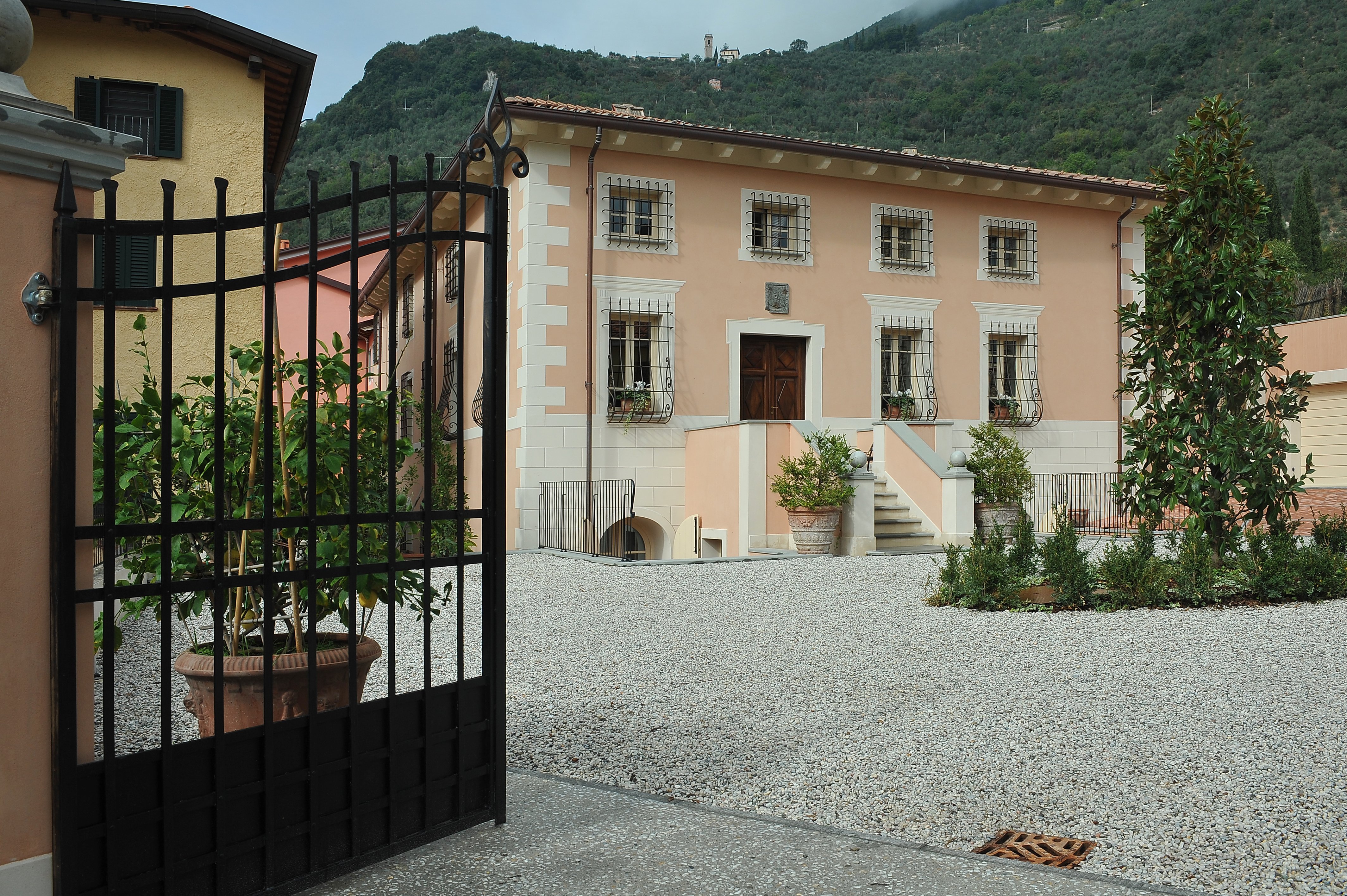 Villa Melangola-官方