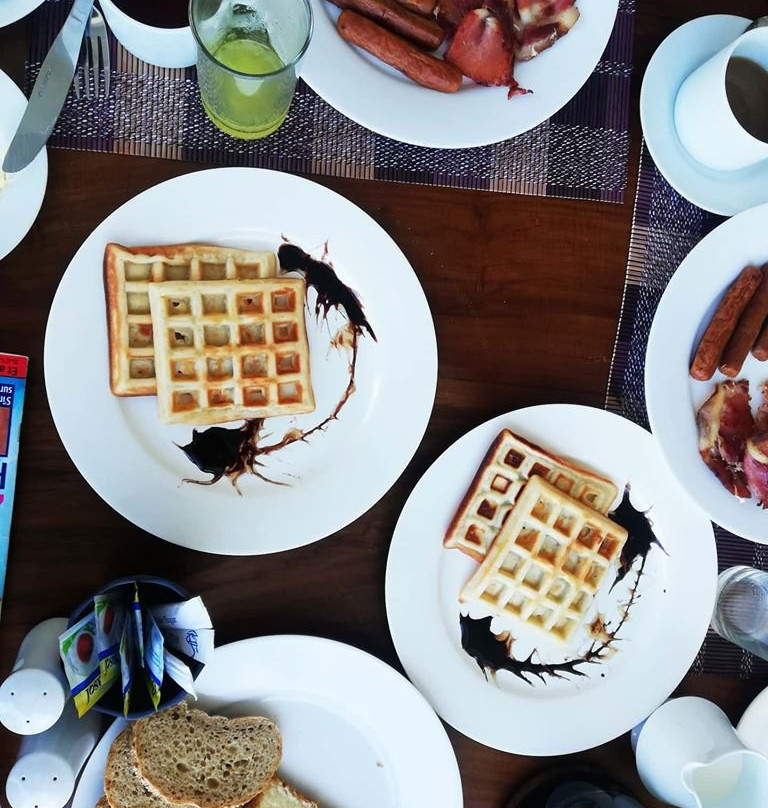 Five Trees Beach Resort Hotel主图