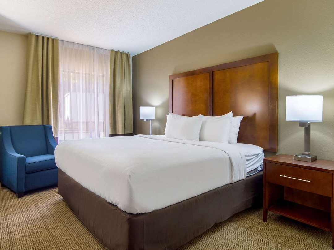 阿克沃斯拉金塔旅馆主图