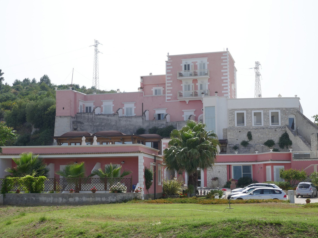 卡斯特里诺二世酒店主图