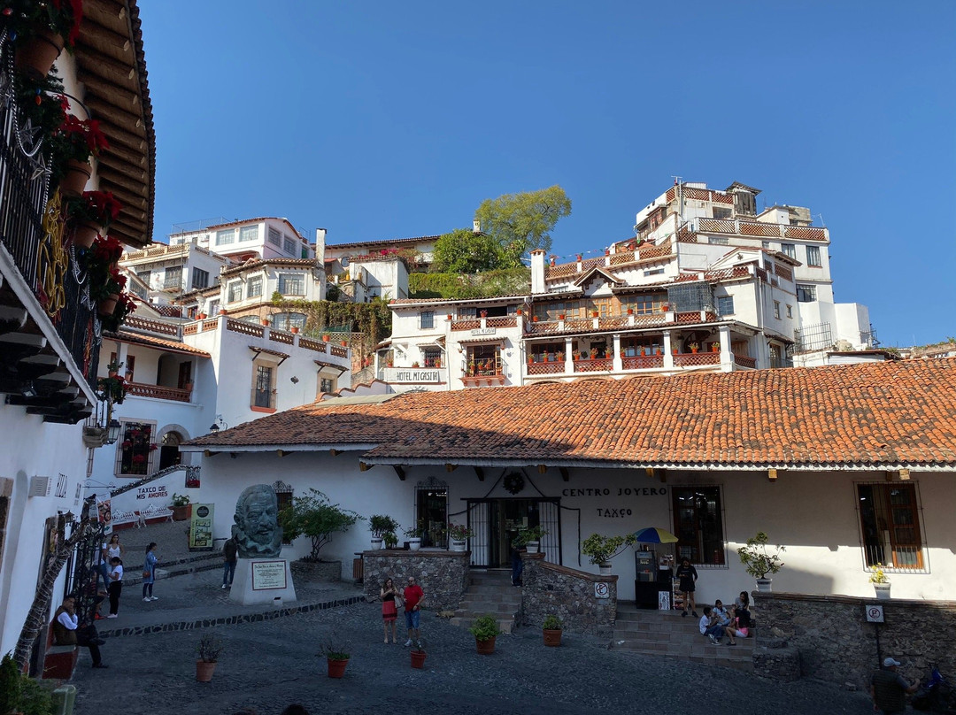 Plaza Borda-塔斯科必去景点