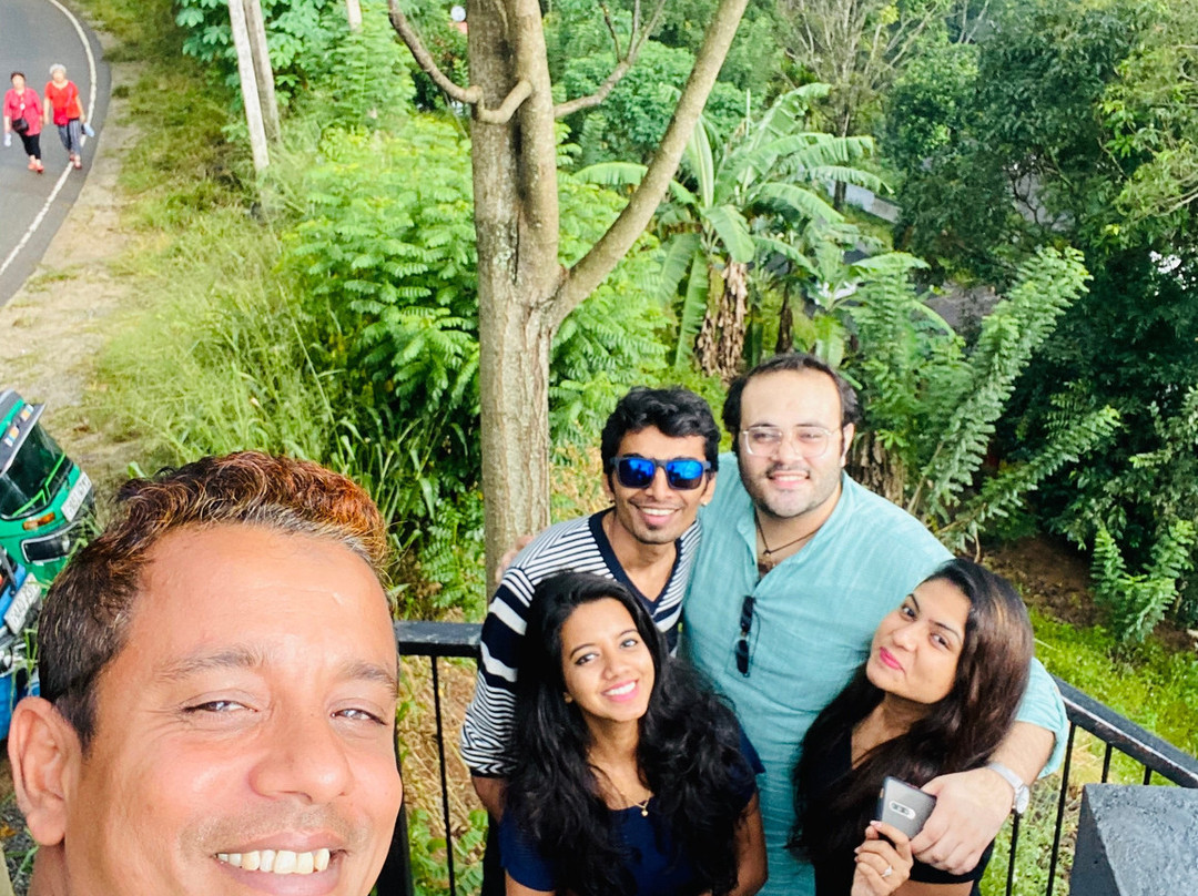 Lanka Blue Way Tours-Polgahawela必去景点