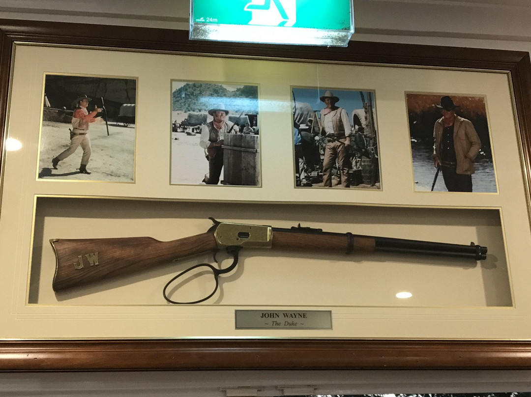 Halls Creek Motel主图