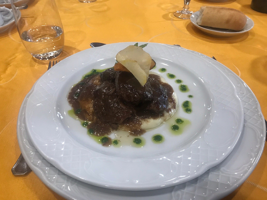 Complejo La Fabrica主图