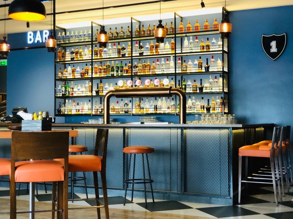 浦那福朋喜来登喜來登酒店及服务式公寓-餐饮