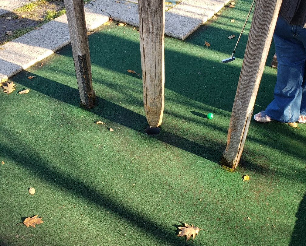 Red Putter Mini Golf-Ephraim必去景点