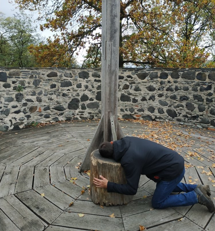 Městské středověké popraviště-拉贝河畔乌斯季必去景点