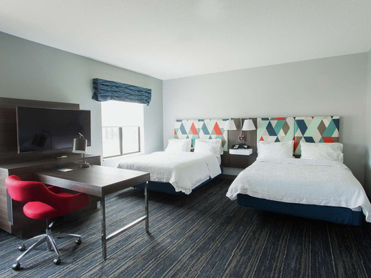 安肯尼希尔顿恒庭旅馆&套房酒店主图