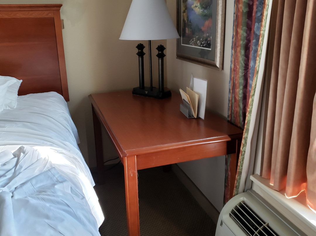 Ramada by Wyndham Sparta/At Speedway主图