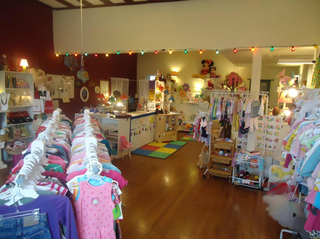 Sweet Pea's Children's Shop & Ladies Gifts景点图片