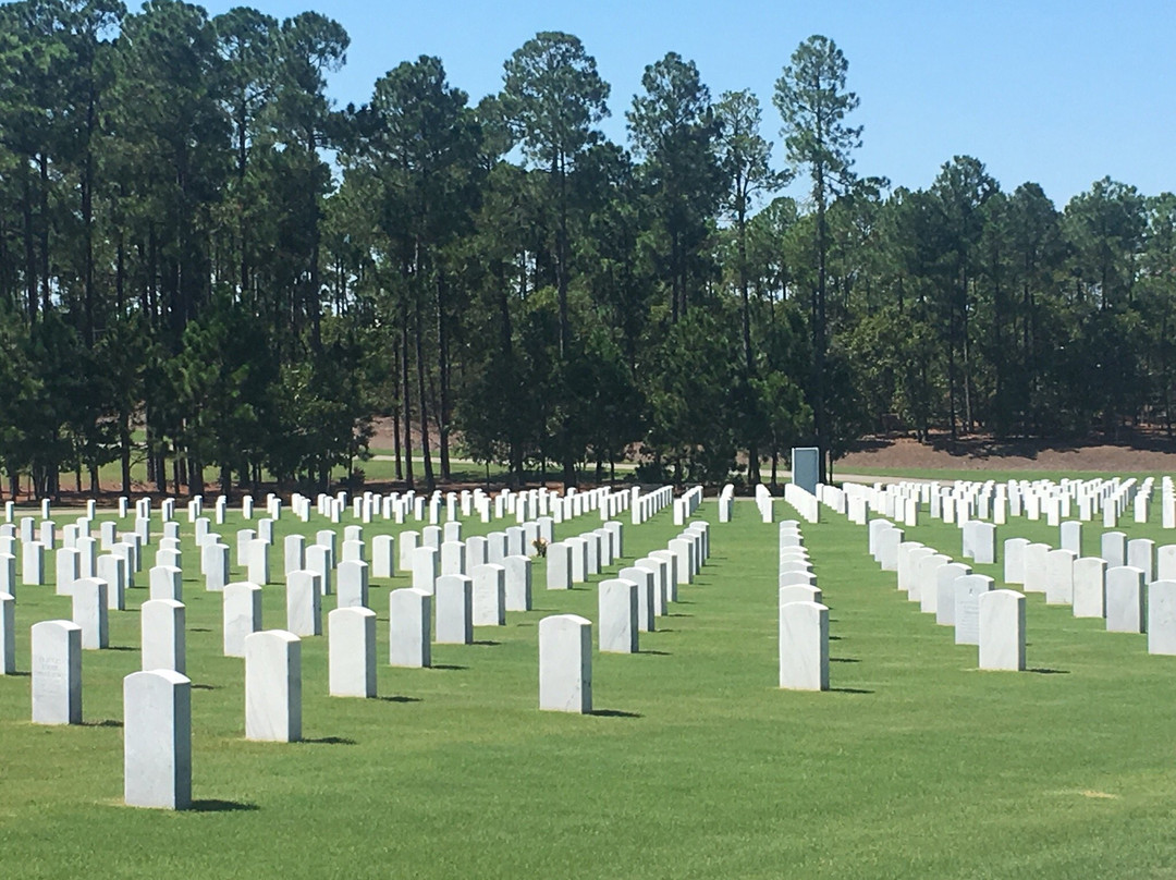 Fort Jackson National Cemetery-哥伦比亚必去景点