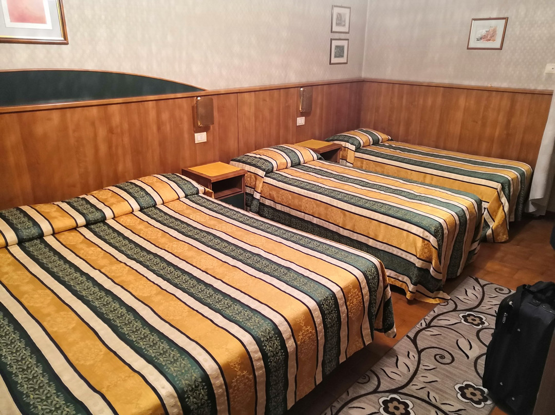 玛尼诺利亚酒店主图