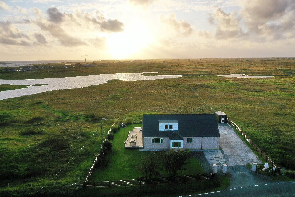 Hebrides House主图