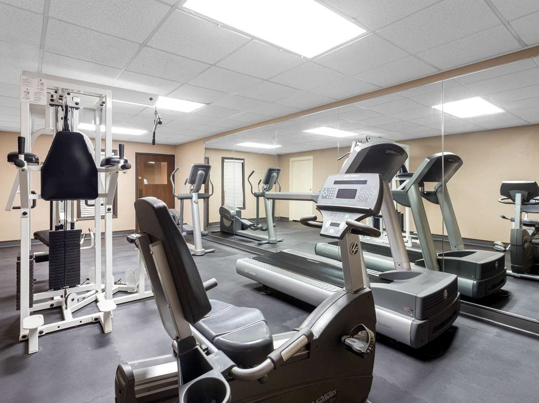 AmericInn by Wyndham Janesville主图