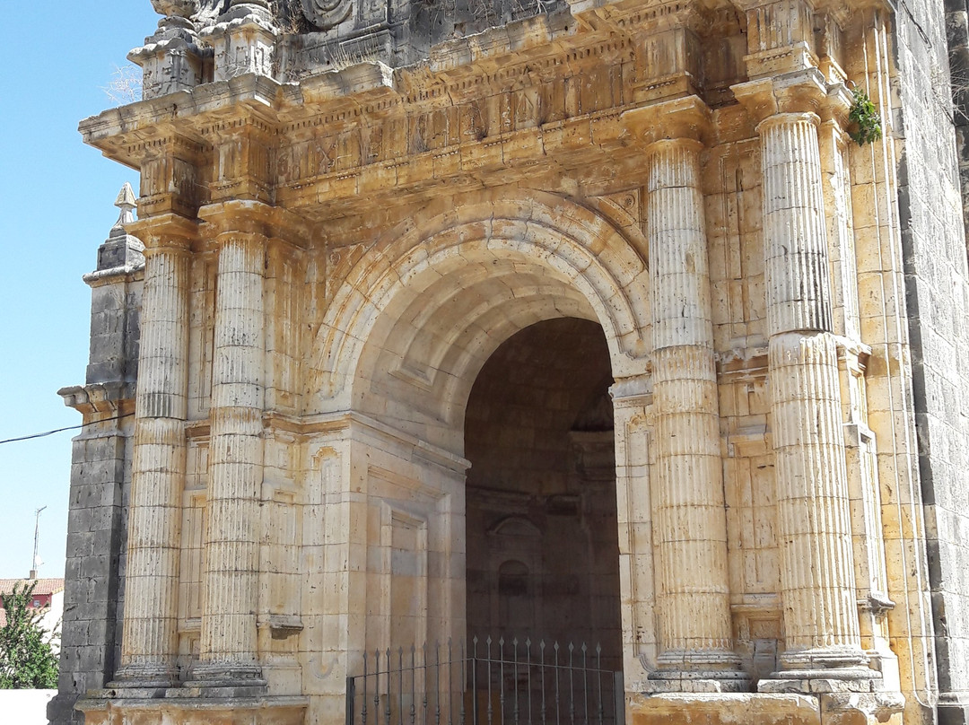 Iglesia de San Andres-Villardefrades必去景点
