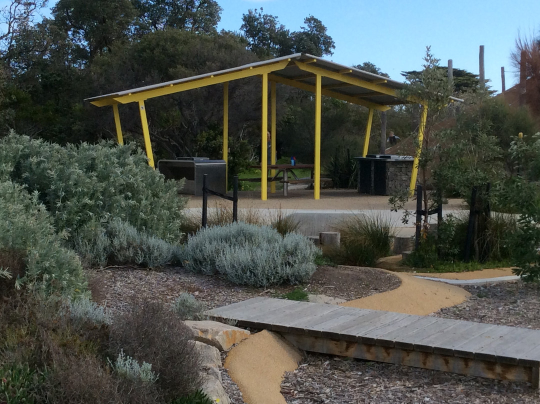 Rosebud Jetty Foreshore Playspace景点图片