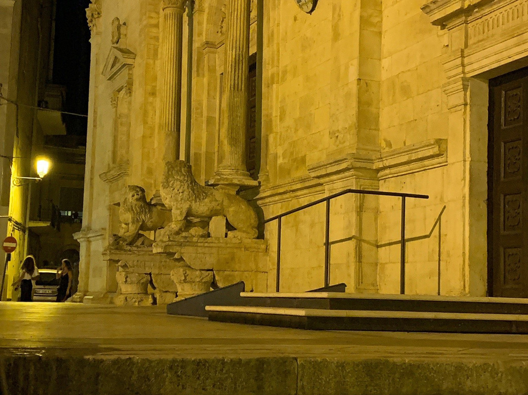 Concattedrale di Sant'Eustachio-Acquaviva delle Fonti必去景点