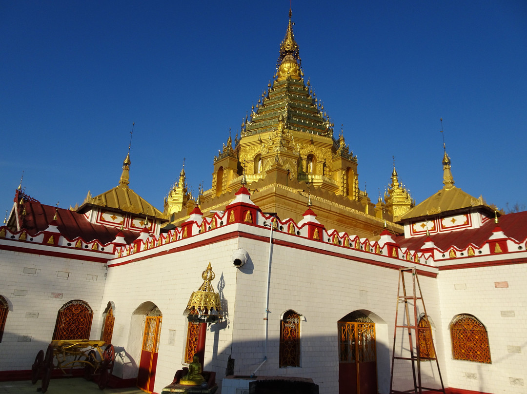 Yadana Man Aung Pagoda景点图片