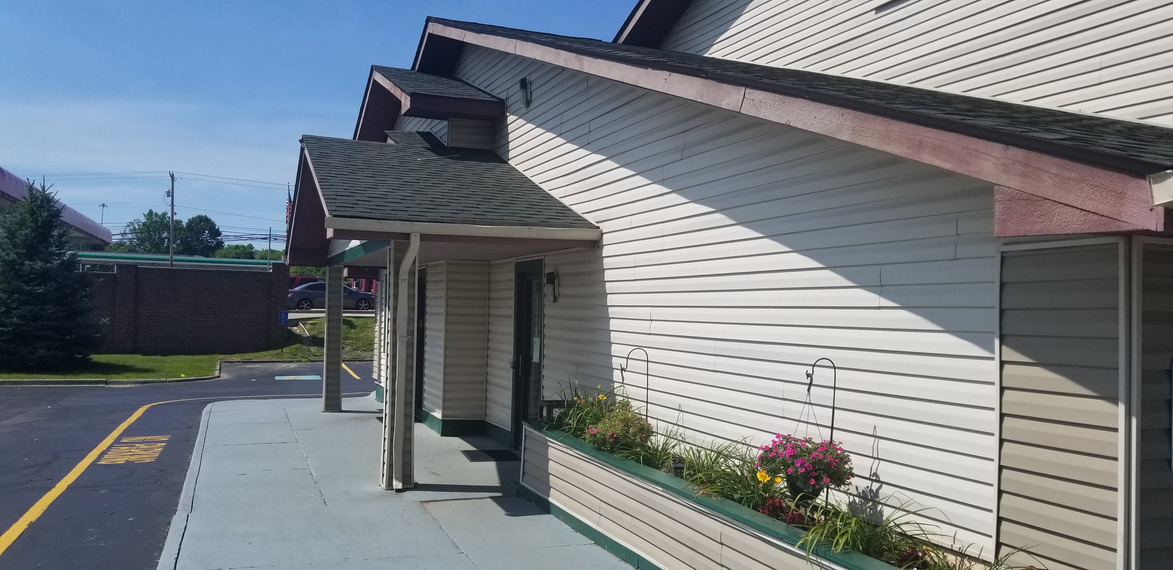 Super 8 by Wyndham Twinsburg/Cleveland Area-浴室