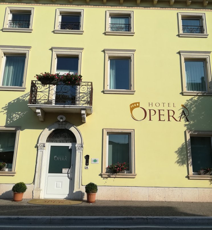 Hotel Opera主图