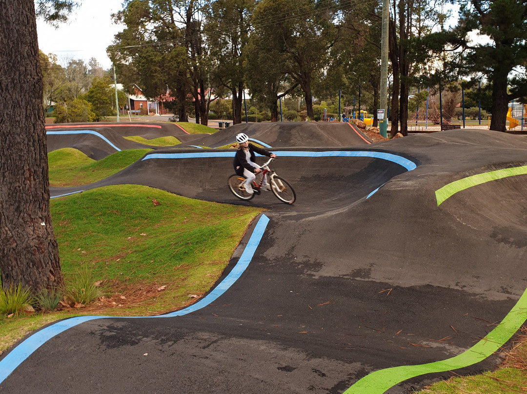 Dwellingup Skate Park and Pump Track景点图片