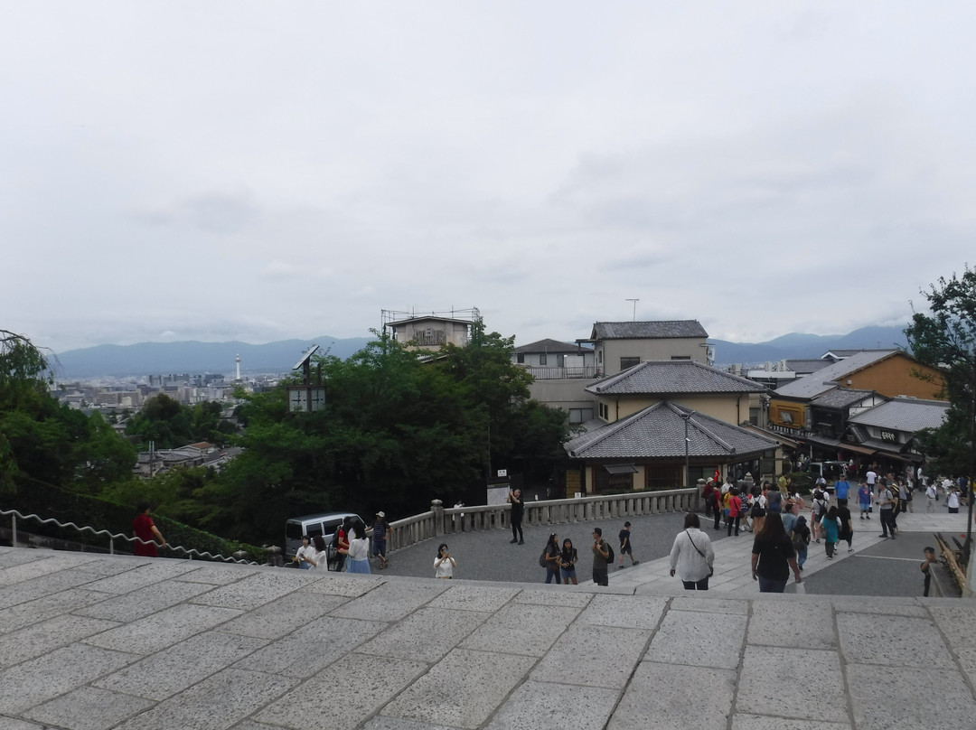 Kiyomizu-dera Temple 3 Storey Tower景点图片